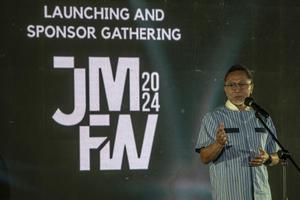 Peluncuran Jakarta Muslim Fashion Week 2024