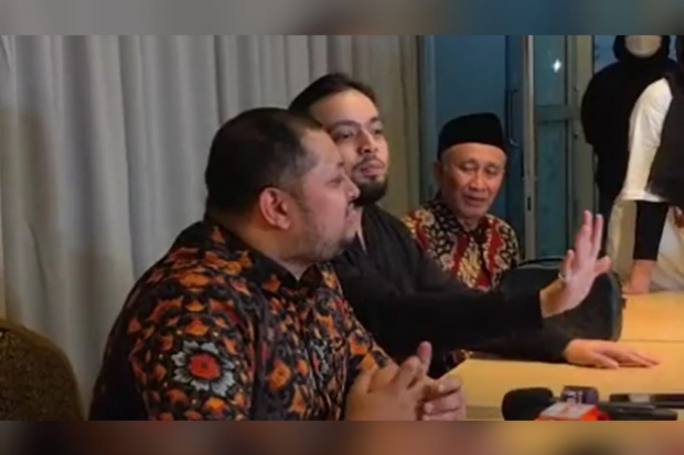 Suami Tasyi Athasyia