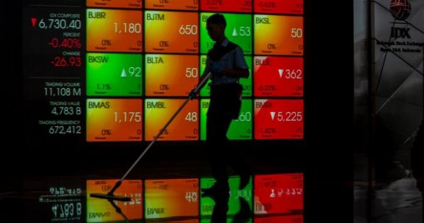 Top News: Suspensi Saham Waskita Karya, Driver Ojol Kerja Tanpa Libur