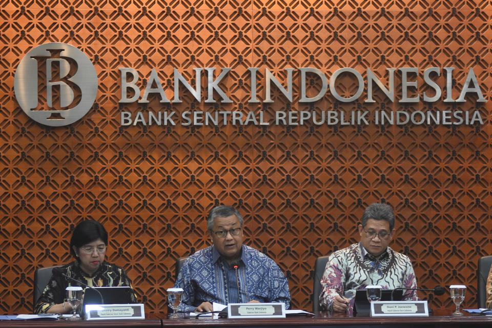 Bank Indonesia diprediksi akan mempertahankan suku bunga acuannya di level 5,75% dalam Rapat Dewan Gubernur (RDG) hari ini.