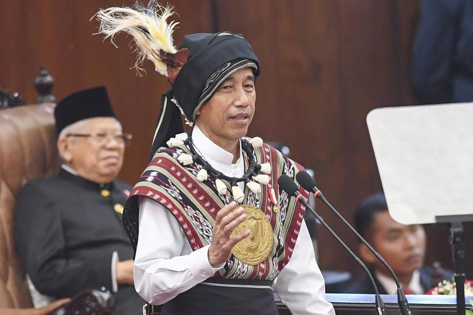 Jokowi, Presiden Joko Widodo, pidato, Sidang Tahunan MPR, Sidang Bersama DPR - DPD Tahun 2023 di Gedung Nusantara, Kompleks Parlemen, Senayan