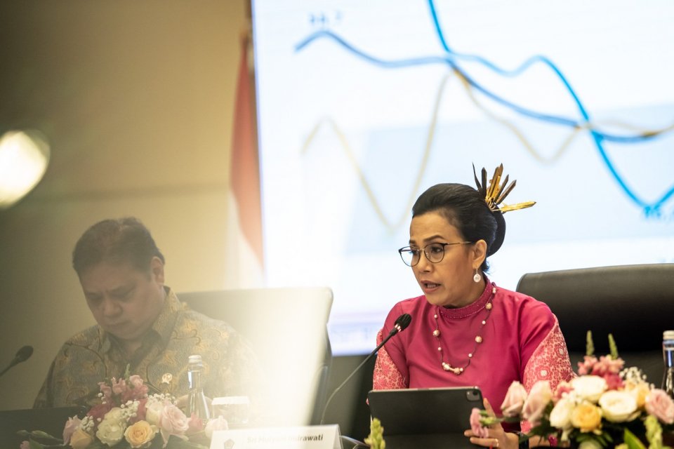 Menteri Keuangan Sri Mulyani menyampaikan keterangan pers saat konferensi pers RAPBN dan Nota Keuangan Tahun Anggaran 2024 di Jakarta, Rabu (16/8).