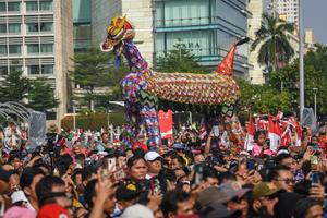 Arak-arakan Warak Ngendog Semarang di Jakarta
