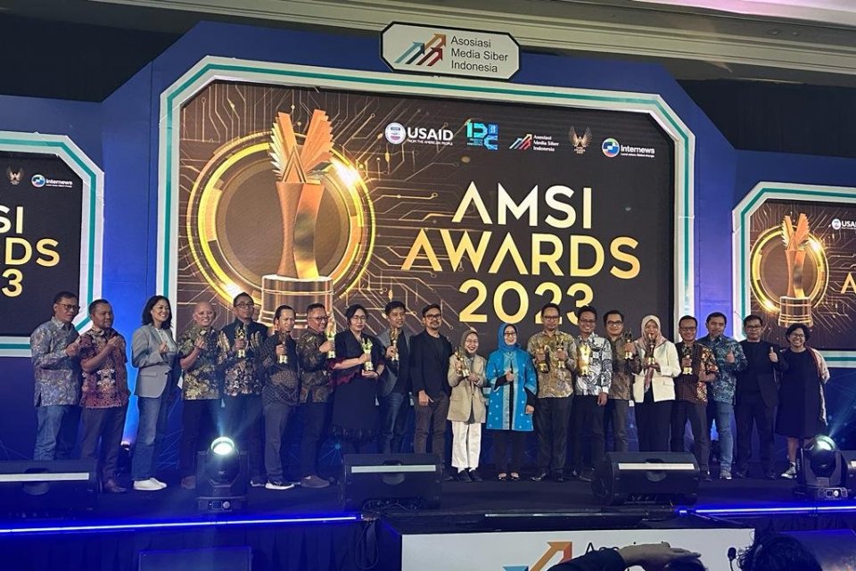Katadata Meraih AMSI Award 2023 Kategori Distribusi Konten Terbaik