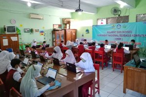 Ilustrasi, siswa dan siswi SD Negeri Kartini 1 melaksanakan kegiatan Simulasi ANBK.