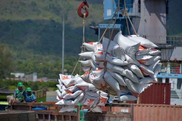 Kedatangan beras impor asal Thailand