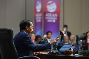 Plenary Session KTT ASEAN