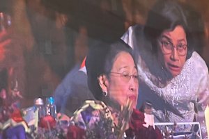 Mantan Presiden Megawati dan Menteri Keuangan Sri Mulyani