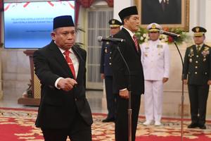 Pelantikan Kepala Bakamla dan Kepala Badan Karantina