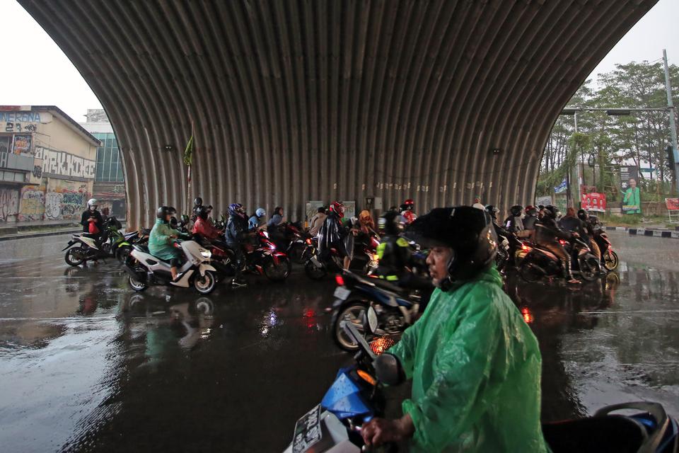 BMKG Prediksi Awal Musim Hujan di Jakarta Dimulai November
