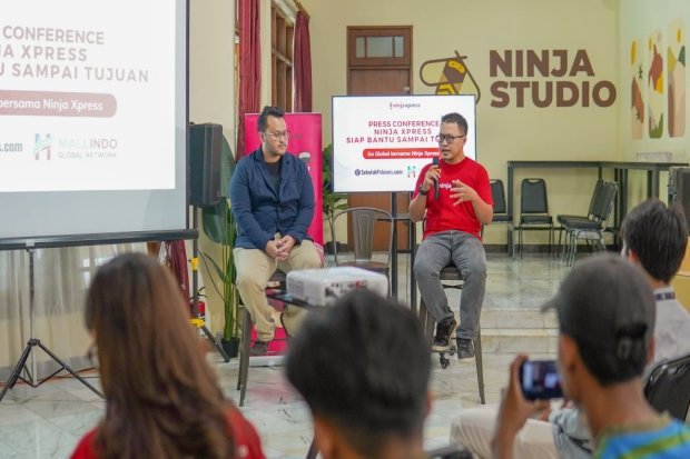 Pembukaan creative hub bertajuk Ninja Studio oleh Chief Marketing Officer (CMO) Ninja Xpress, Andi Djoewarsa, di Jakarta, Rabu (20/9).