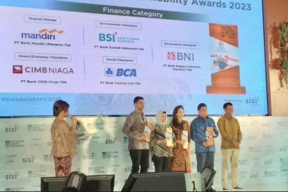 Mandiri Raih “Katadata Corporate Sustainability Awards (KCSA) 2023
