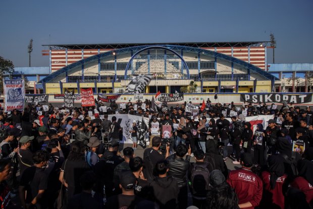 Aksi Peringatan Satu Tahun Tragedi Kanjuruhan