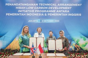 Indonesia mendapatkan hibah Rp 514 miliar dari Inggris untuk inisiatif pembangunan rendah karbon.