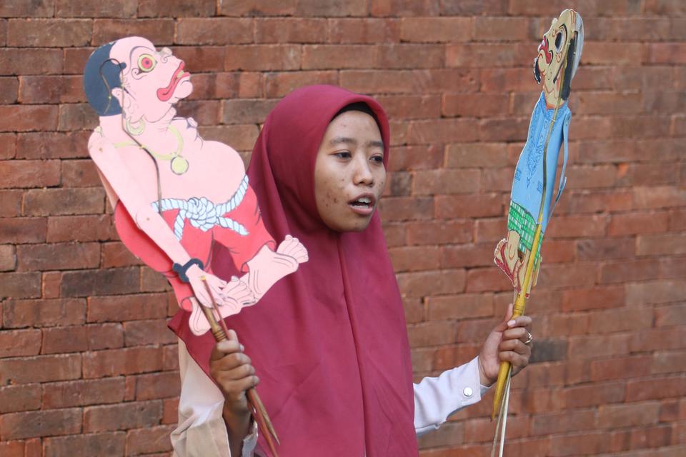 Teks drama tentang bullying.