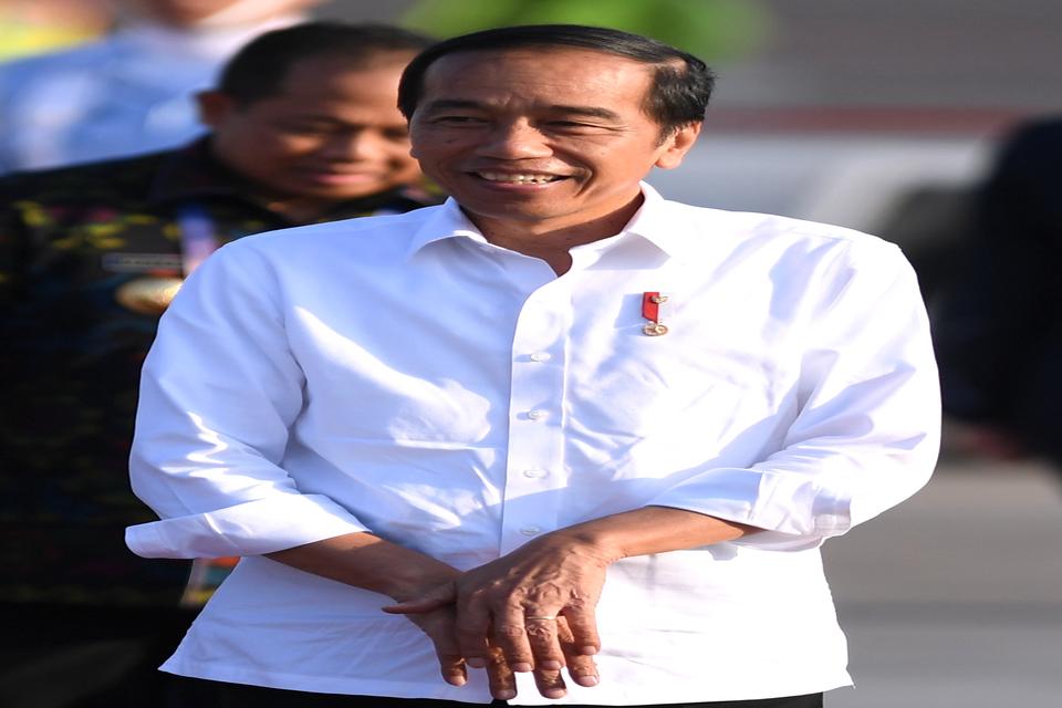 Jokowi menyatakan rezimnya juga menyasar hilirisasi pada produk hasil perkebunan, hingga pertanian. Sebelumnya Anies mengkritik langkah pemerintah yang fokus pada hilirisasi pertambangan. 