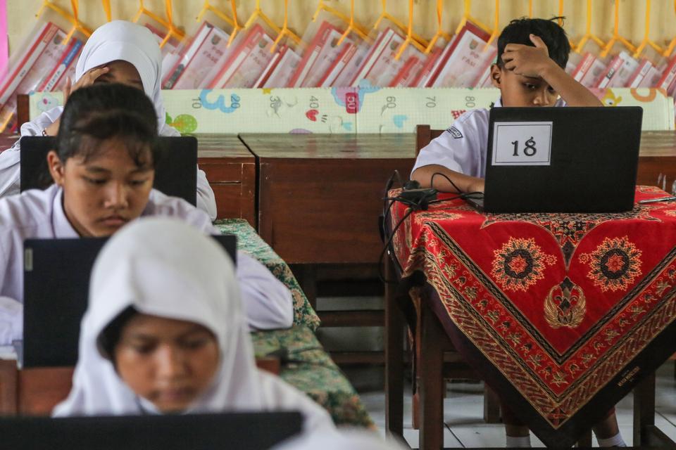 50 Contoh Soal ANBK SD Literasi Membaca Dan Numerik Beserta Jawabannya ...