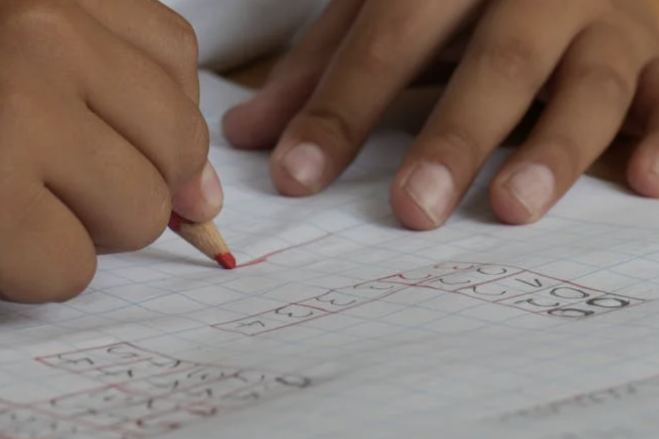 Kunci Jawaban IPA Kelas 9 Halaman 241-245.