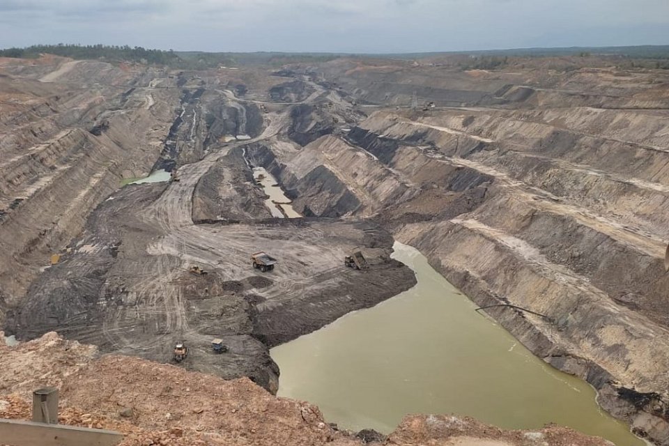 tambang batu bara, arutmin indonesia, produksi batu bara