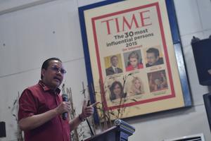Kuliah umum pemasaran politik