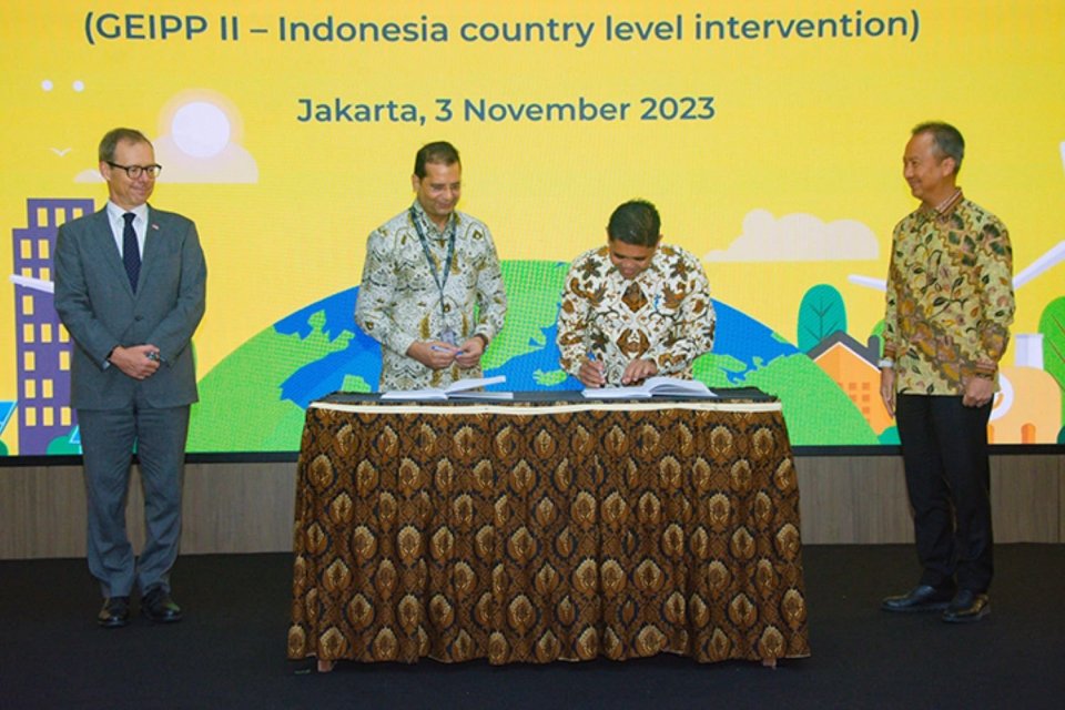 Kemenperin telah menandatangani the Project Document for Global Eco-Industrial Parks Programme Phase II – Indonesia di Jakarta, Jumat (3/11).