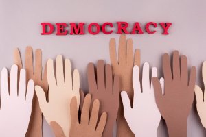 Pertanyaan tentang Demokrasi