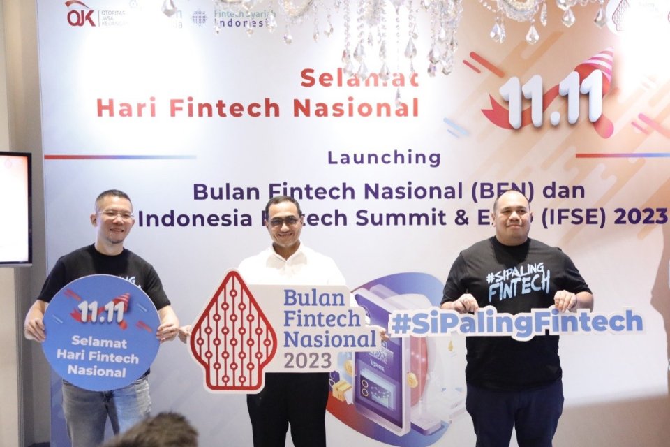 Asosiasi Fintech Indonesia (AFTECH), Asosiasi Fintech Syariah Indonesia (AFSI), dan Otoritas Jasa Keuangan (OJK) akan menggelar Bulan Fintech Nasional 2023 pada 11 November hingga 12 Desember mendatang. 