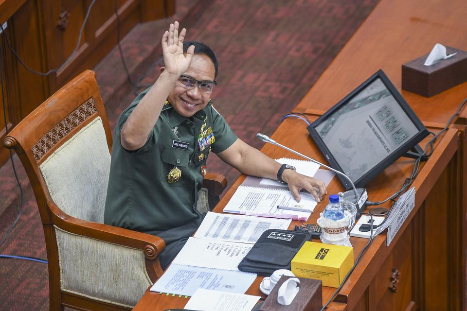 DPR tetapkan Agus Subiyanto Panglima TNI