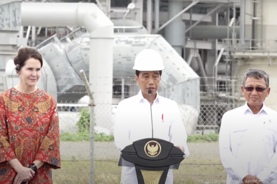 Jokowi, LNG, gas cair