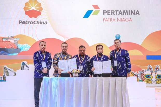 PT Pertamina Patra Niaga, Sub Holding Commercial & Trading Pertamina, menandatangani Nota Kesepahaman (MoU) Kerjasama Penggunaan Produk Smooth Fluid (SF) dengan PetroChina International Jabung Ltd.