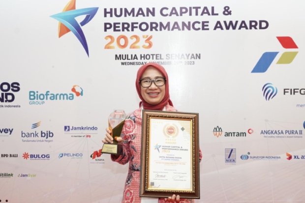 PT TASPEN berhasil meraih tiga penghargaan sekaligus pada ajang Human Capital & Performance Award 2023.