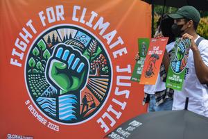 Aksi menuntut perubahan untuk ancaman krisis iklim