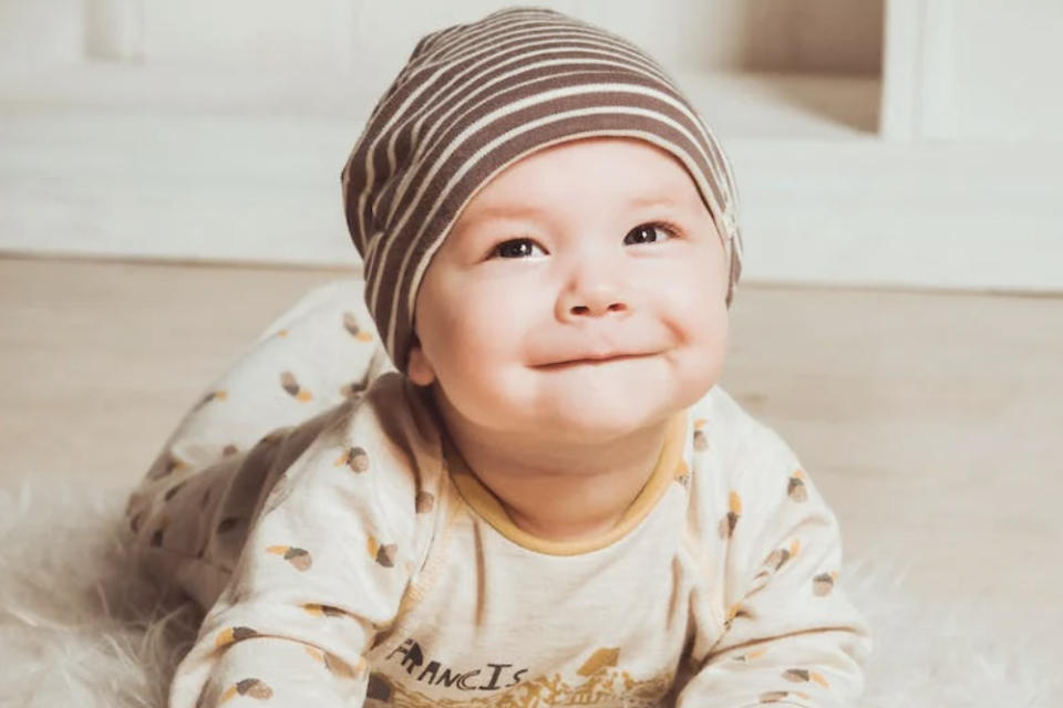 Nama Bayi Laki-Laki Lahir di Bulan Haji