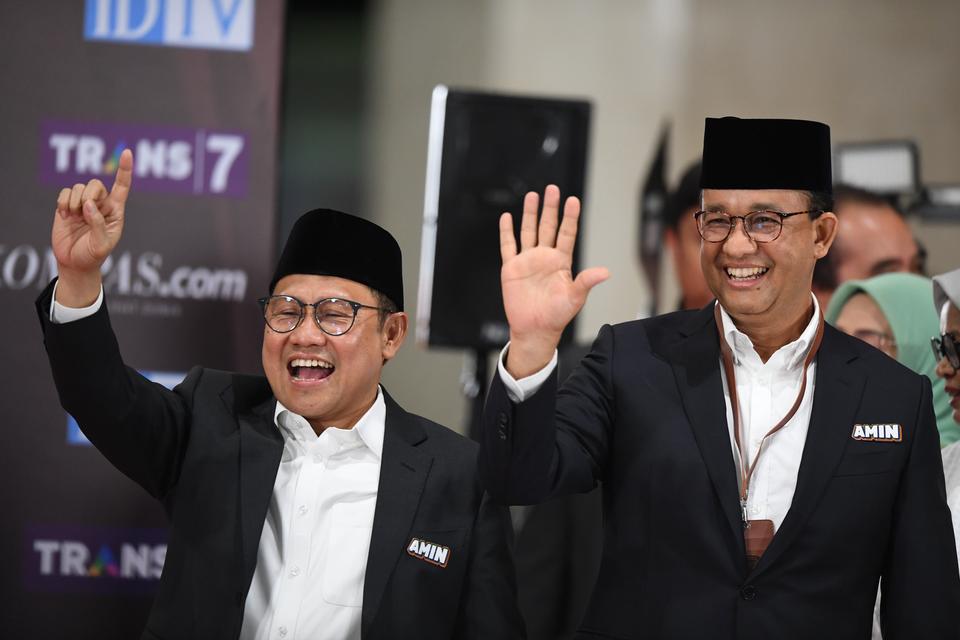 Calon presiden dan wakil presiden nomor urut 1 Anies Baswedan - Muhaimin Iskandar tiba untuk mengikuti debat kedua calon wakil presiden Pemilu 2024 di Jakarta Convention Center, Jakarta, Jumat (22/12/2023). 