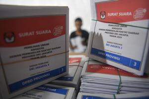 Pelipatan surat suara KPU Jakarta Utara