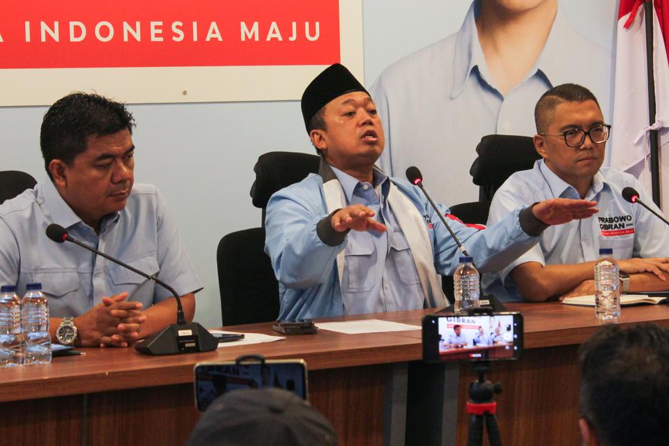 Kubu Prabowo Kritik Cara Komunikasi dan Manuver Politik Ganjar - Anies