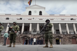 Tentara bersiaga di tengah kerusuhan geng narkoba bersenjata di Ekuador