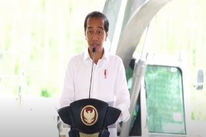 Presiden Joko Widodo saat groundbreaking Jambuluwuk Nusantara Hotel di IKN, Kalimantan Timur, Rabu (17/1) Foto: Youtube/Sekretariat Presiden