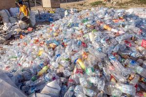 Sampah plastik terbanyak di Indonesia