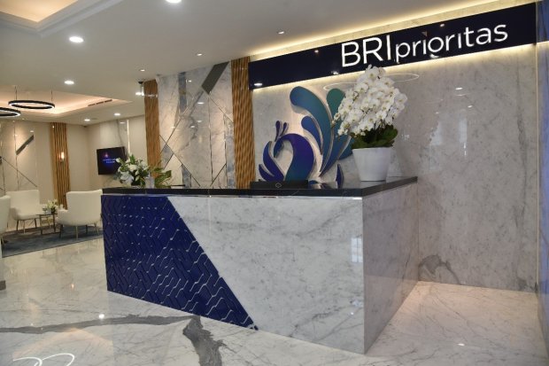 BRI memberikan layanan prioritas dengan berbagai kemudahan dan penawaran khusus, terutama bagi nasabah dengan minimum Asset Under Management senilai Rp500 juta.