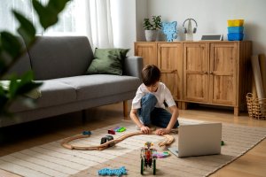 Cerita Liburan di Rumah 3 Paragraf