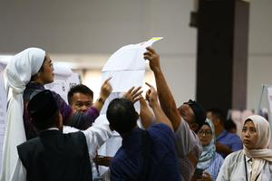 Perhitungan surat suara Pemilu di Kuala Lumpur