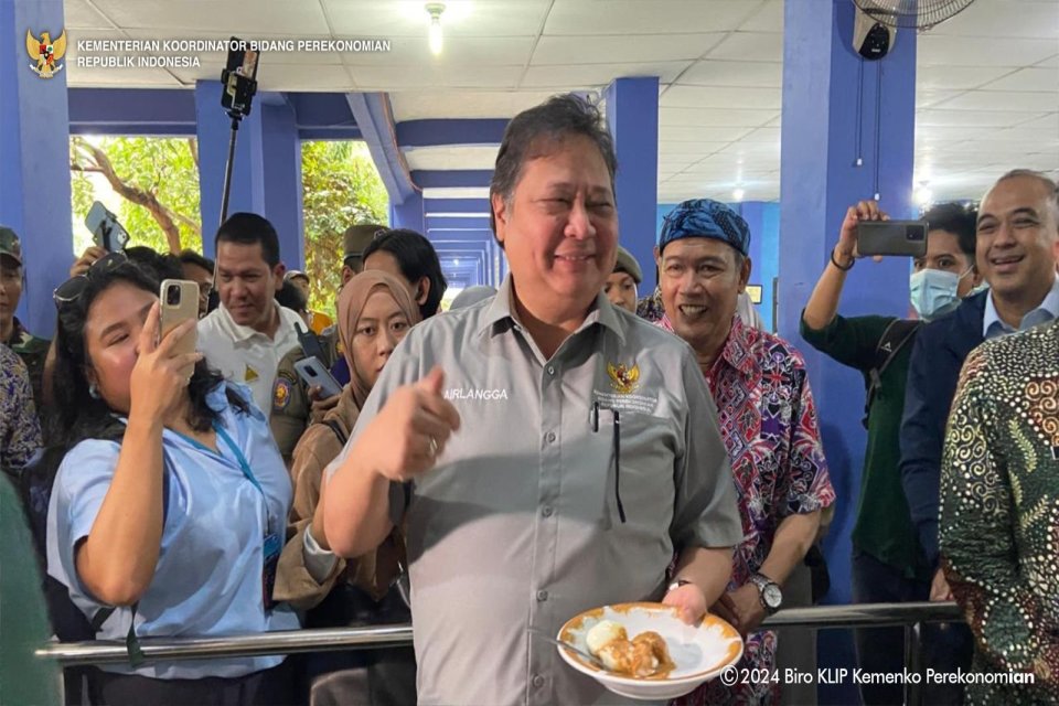 Menko Airlangga Hartanto dan Program Makan Siang Gratis