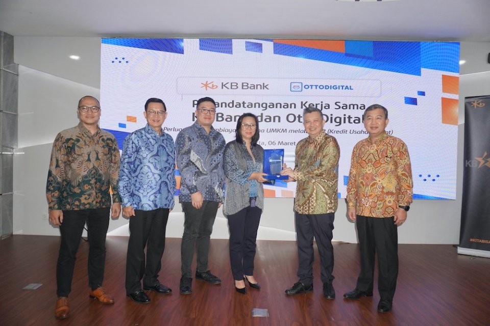 KB Bank menggandeng OttoDigital, grup usaha digital ekosistem Salim Group melalui lini bisnis PT Reksa Transaksi Sukses Makmur
