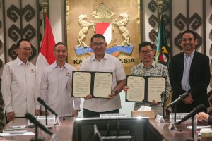 Penandatanganan MoU Rencana Kerja Sama Antara Kadin Indonesia Dengan PT Katadata Indonesia