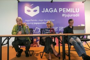Konferensi pers Jaga Pemilu di Jakarta, Selasa (26/3). Foto: Amelia Yesidora