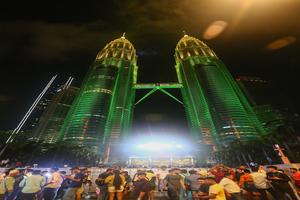 Wisata Menara Kembar di Kuala Lumpur