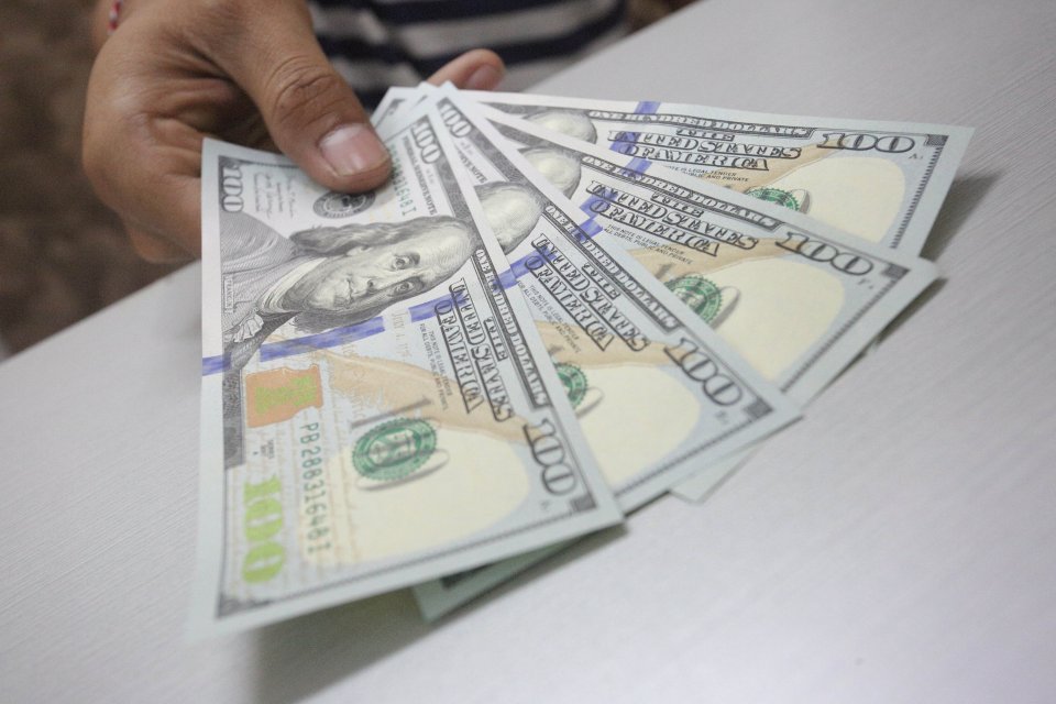 rupiah, rupiah melemah