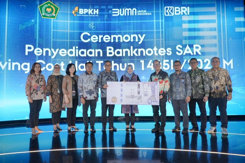 Uang kertas alias banknotes SAR yang disediakan BRI digunakan sebagai biaya hidup jamaah haji Indonesia pada 2024.