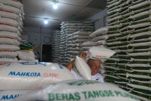 Pemerintah perpanjang relaksasi HET beras